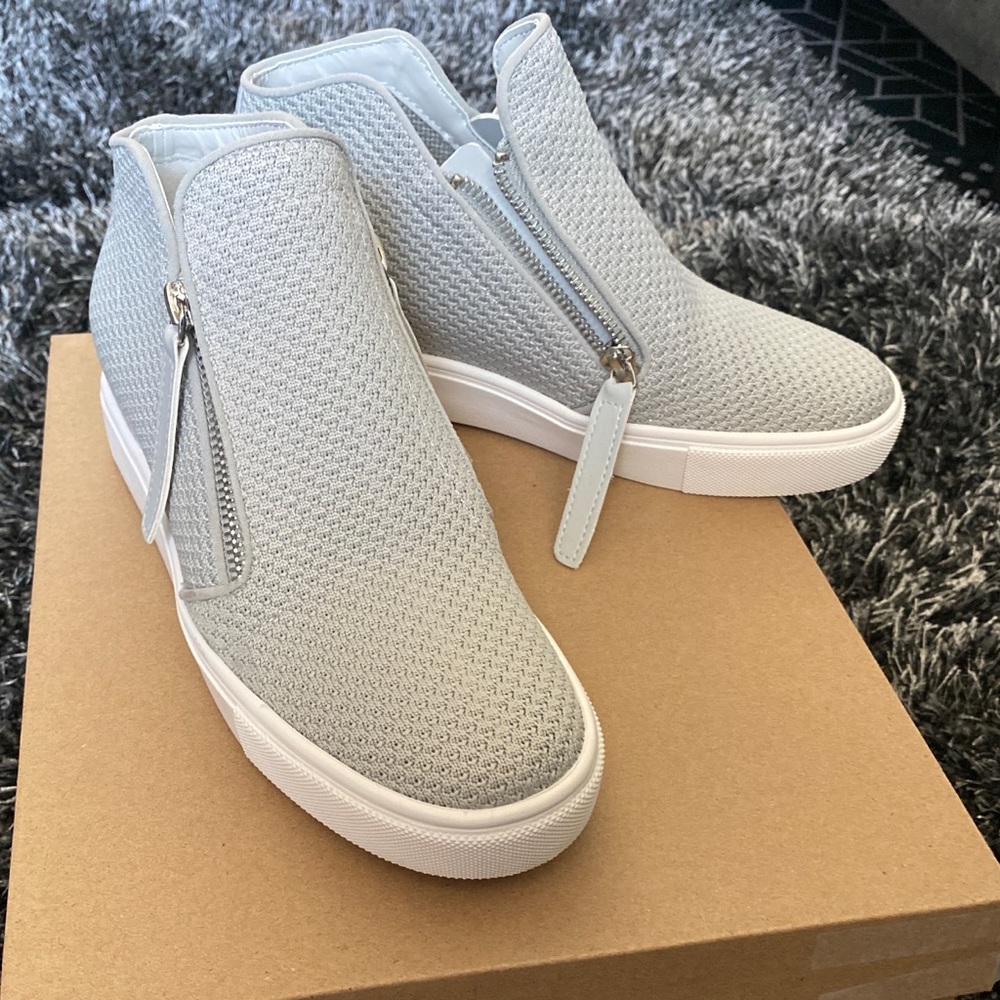 Steve Madden Size 7 - image 1